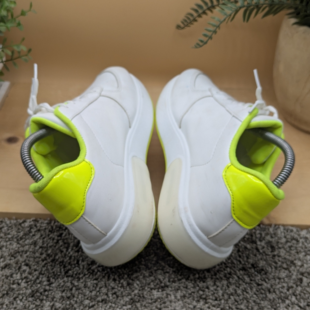 BeBe Leather/Patent Leather Women's Size 8.5 White Workout Running Walking Shoes - Picture 5 of 7